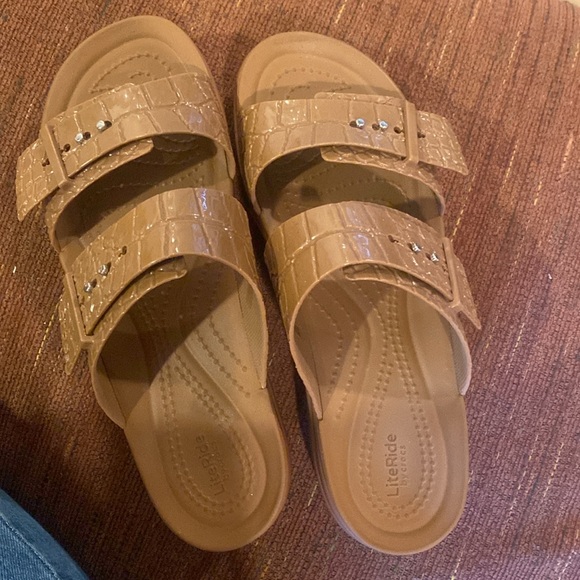 Tan Alligator Embossed Croc Platform Sandals - Picture 2 of 2